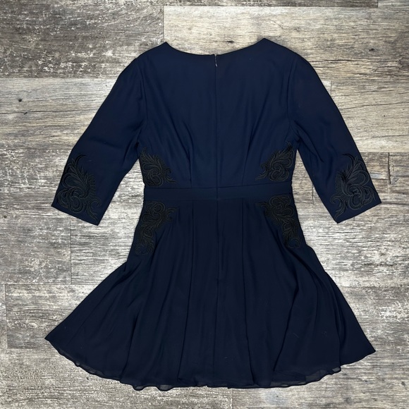 Ted Baker London dress - Picture 4 of 8